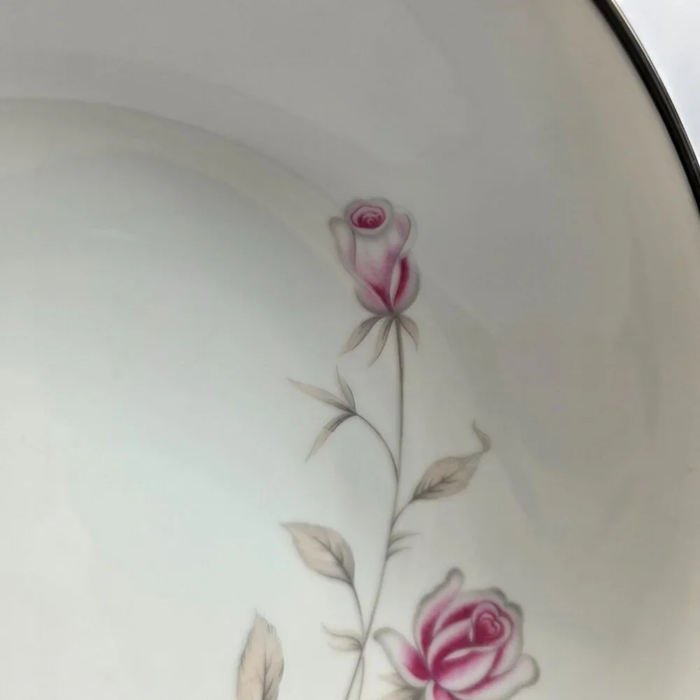 Seizan Fine China Lasting Rose 9 Inch Serving Bowl White Pink Roses Gray Leaves